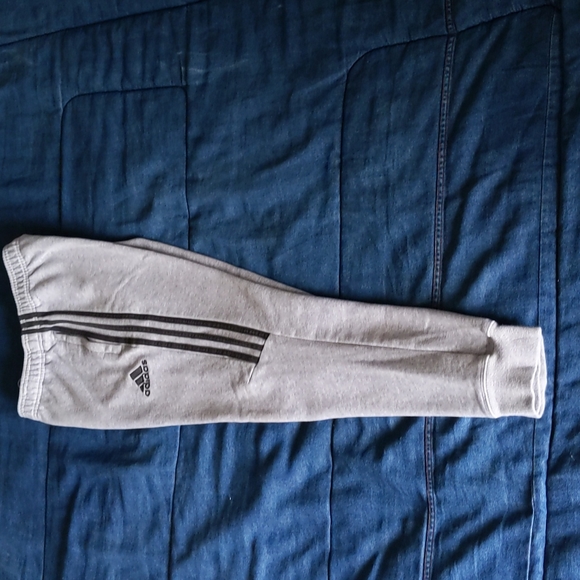 Women's grey Adidas joggers XS - Picture 3 of 4